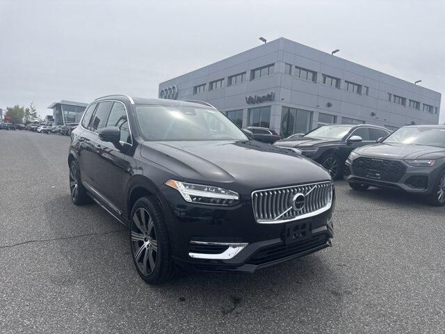2024 VOLVO XC90