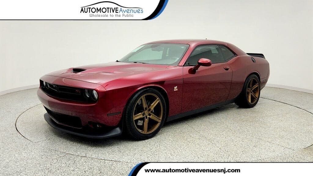 2019 DODGE Challenger
