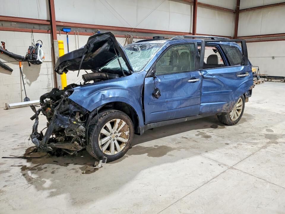 2013 SUBARU Forester