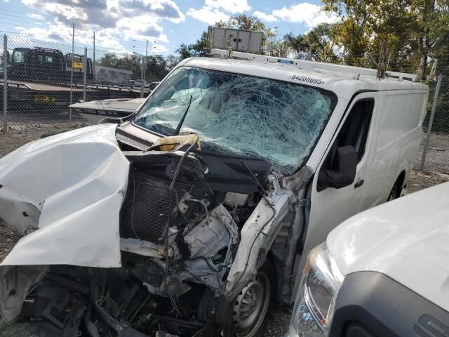 2016 NISSAN NV