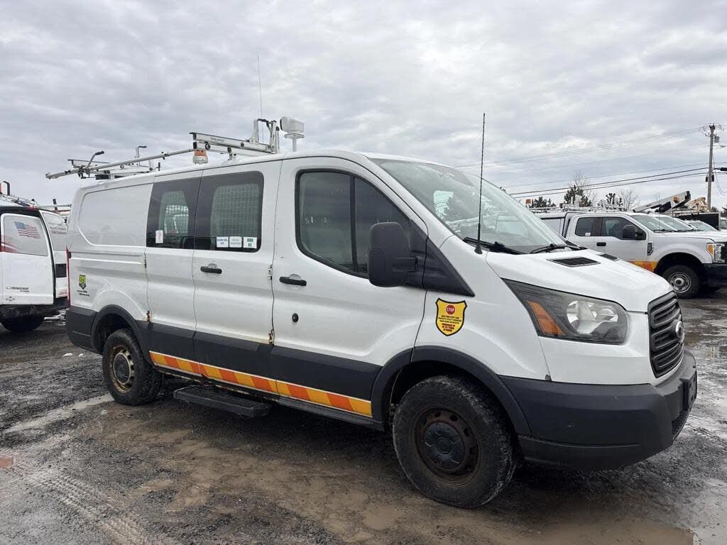 2015 FORD Transit