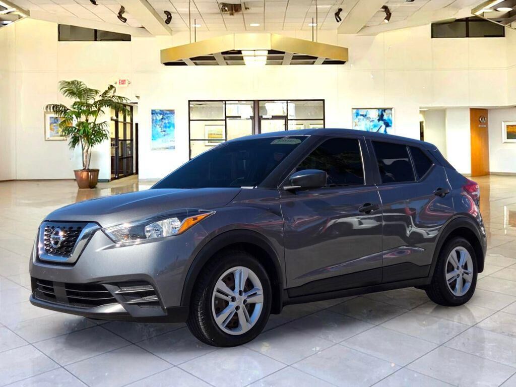 2020 NISSAN Kicks