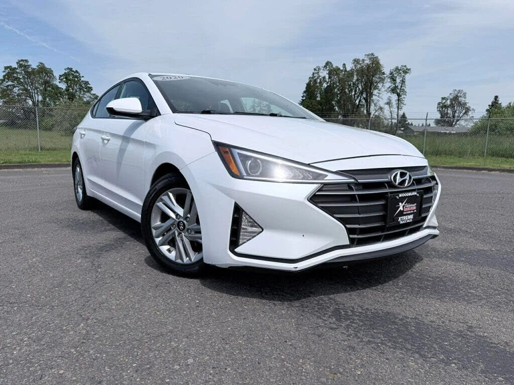 2020 HYUNDAI Elantra