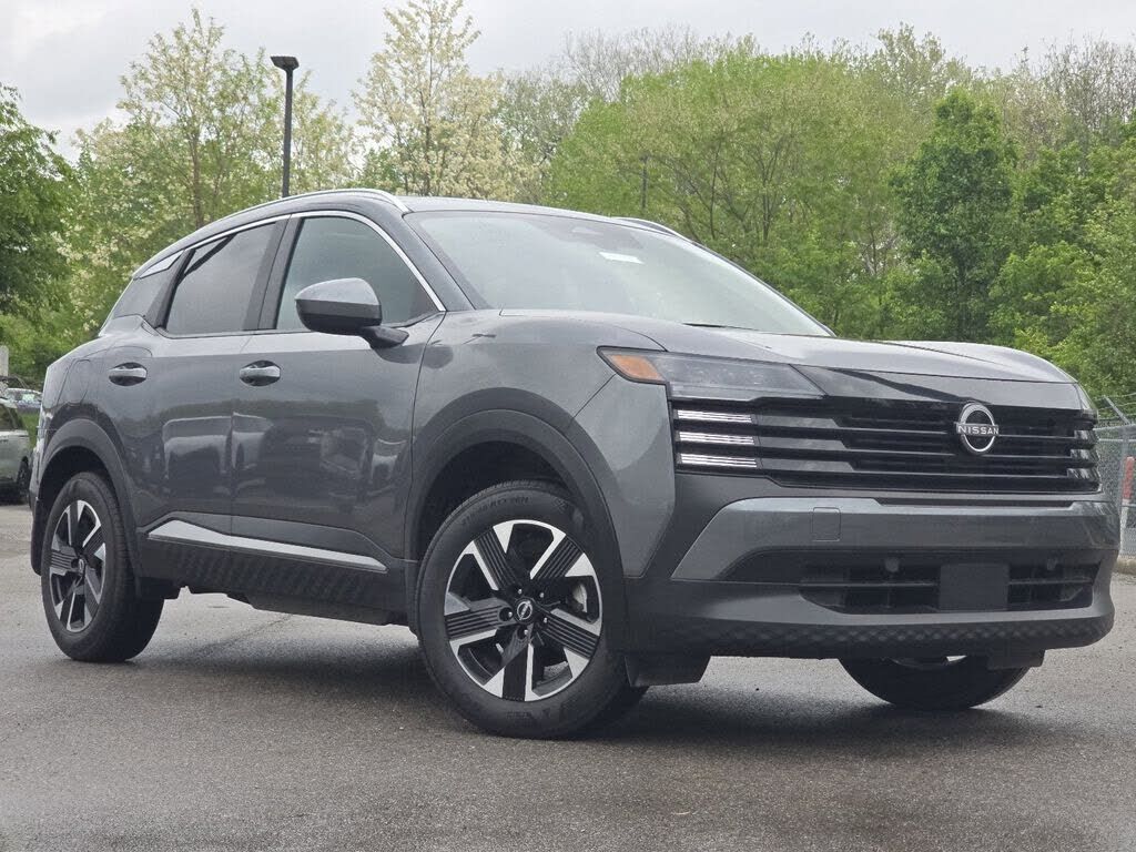 2025 NISSAN Kicks