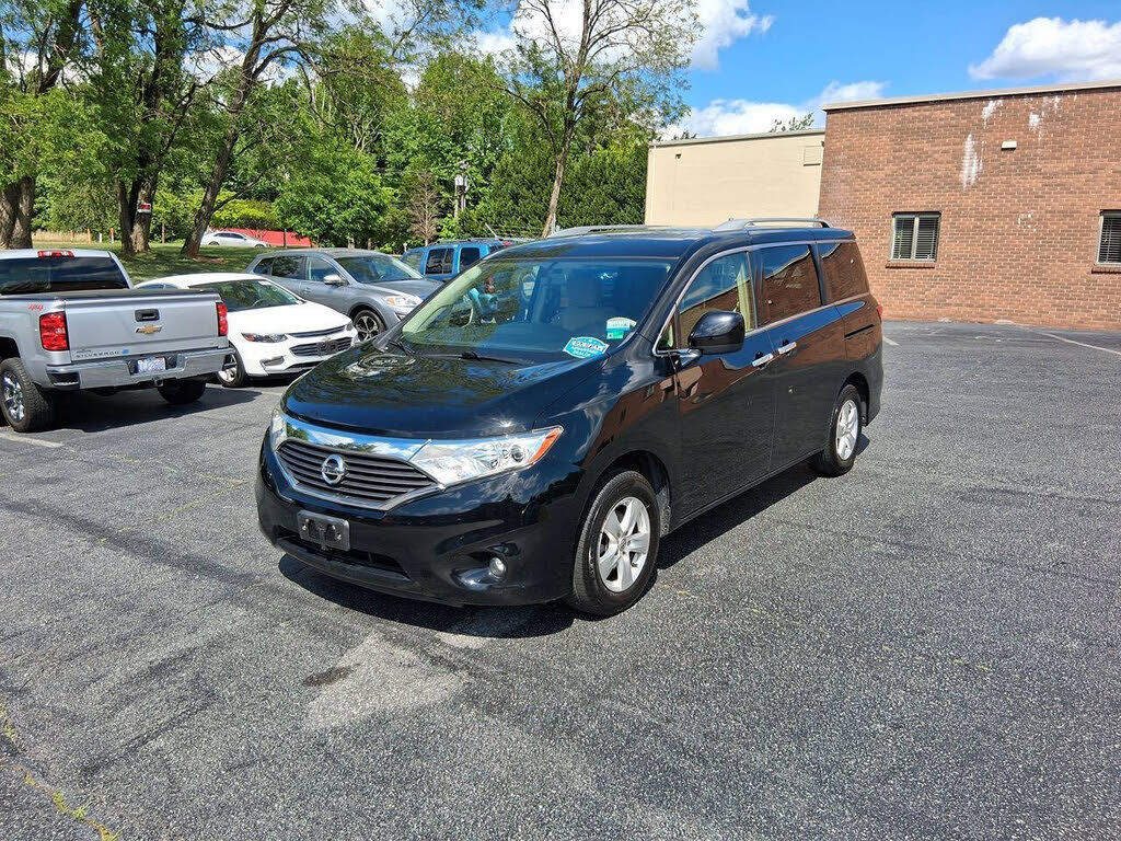 2017 NISSAN Quest