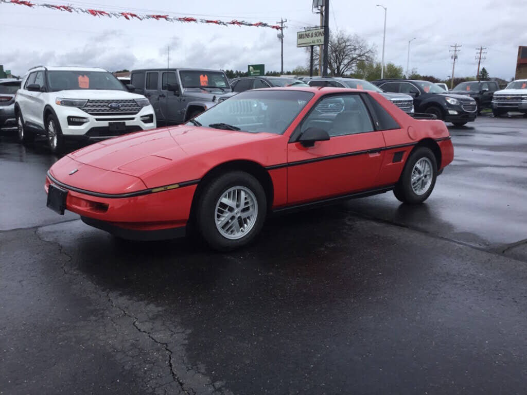 1988 PONTIAC Fiero