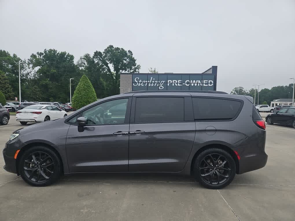 2022 CHRYSLER Pacifica