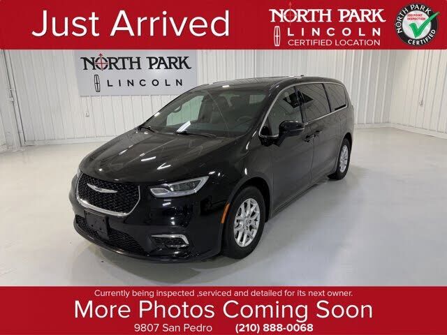 2025 CHRYSLER Pacifica