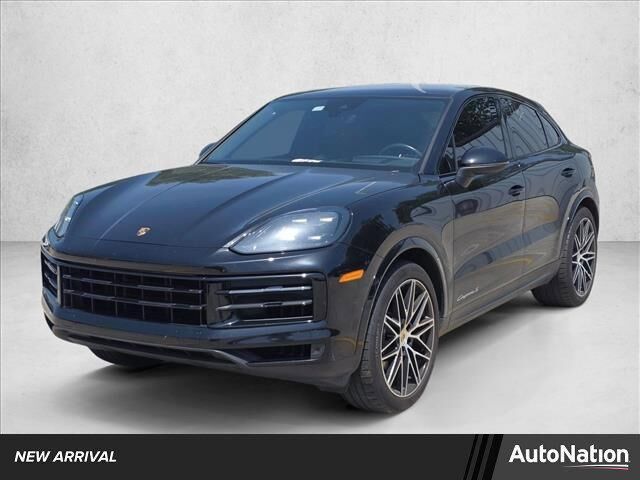 2024 PORSCHE Cayenne