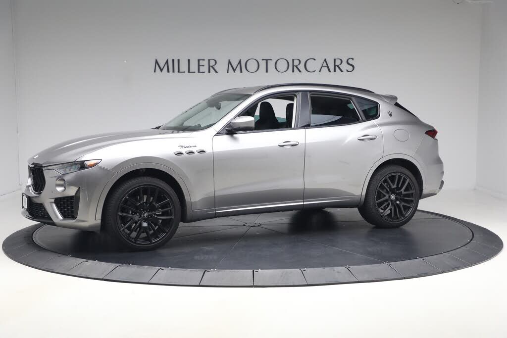 2022 MASERATI Levante