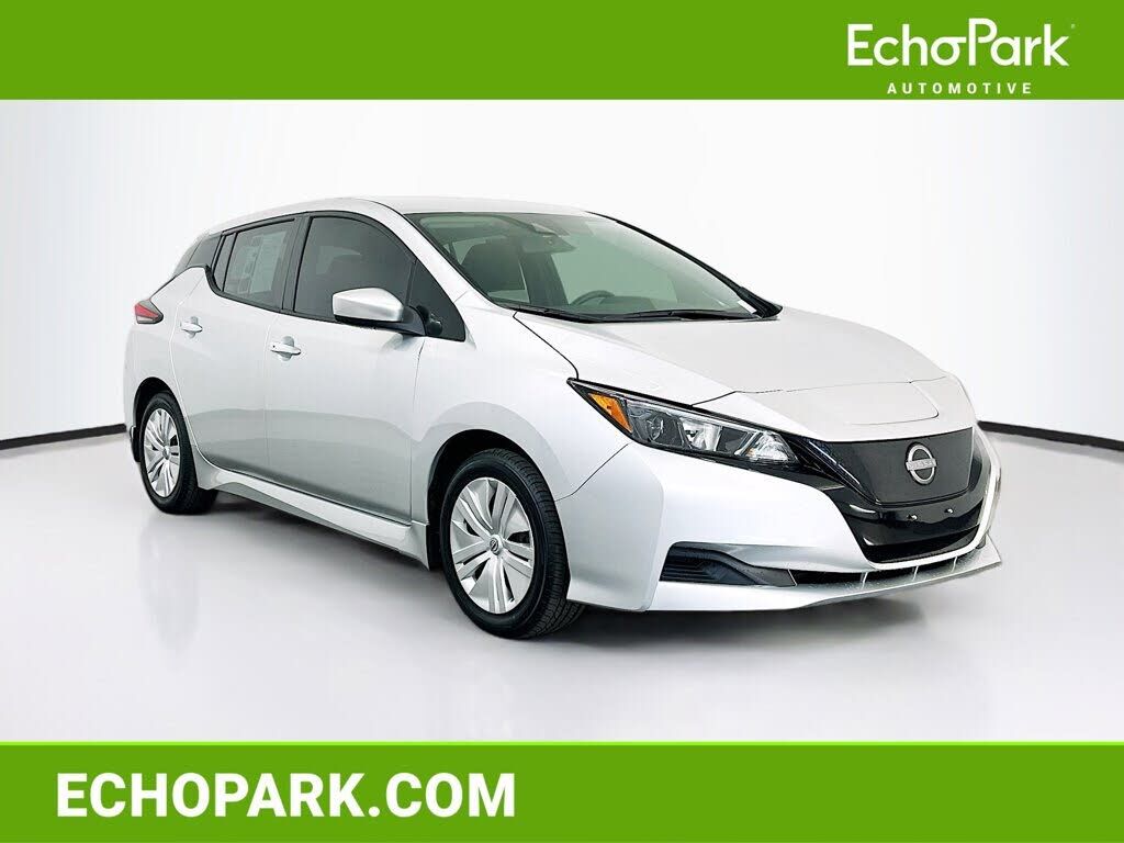 2024 NISSAN Leaf