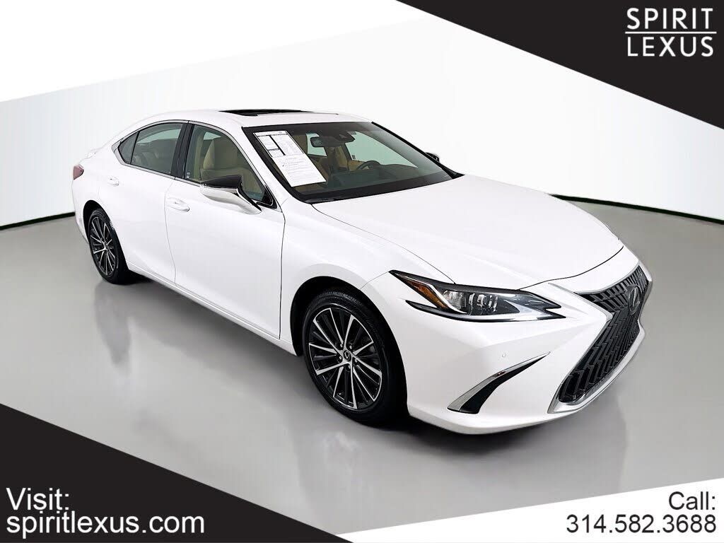 2025 LEXUS ES