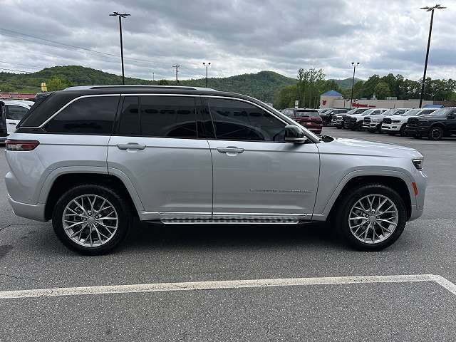 2022 JEEP Grand Cherokee