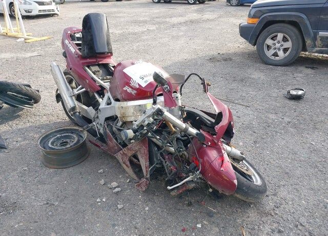 Honda CBR900
