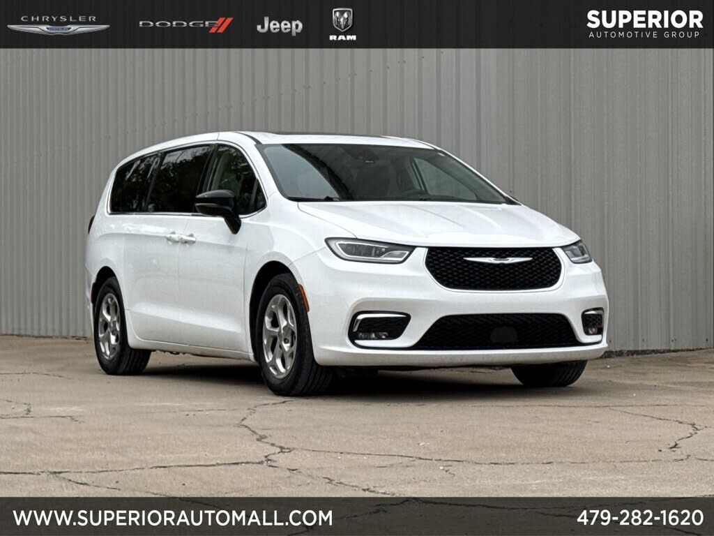 2024 CHRYSLER Pacifica