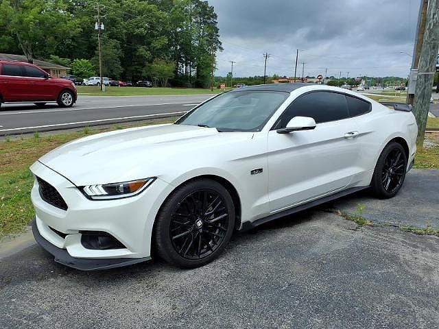 2017 FORD Mustang