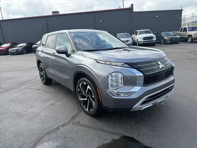 2024 MITSUBISHI Outlander