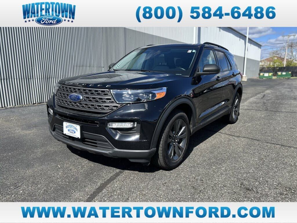 2021 FORD Explorer