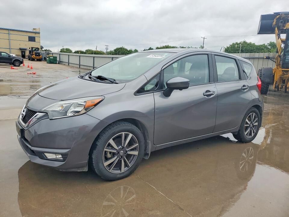2017 NISSAN Versa