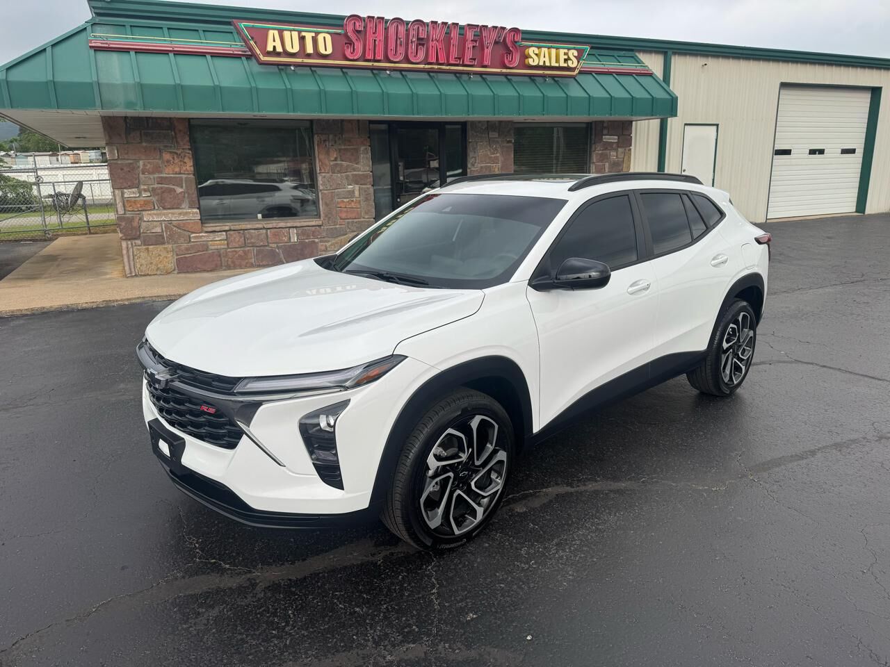2025 CHEVROLET Trax