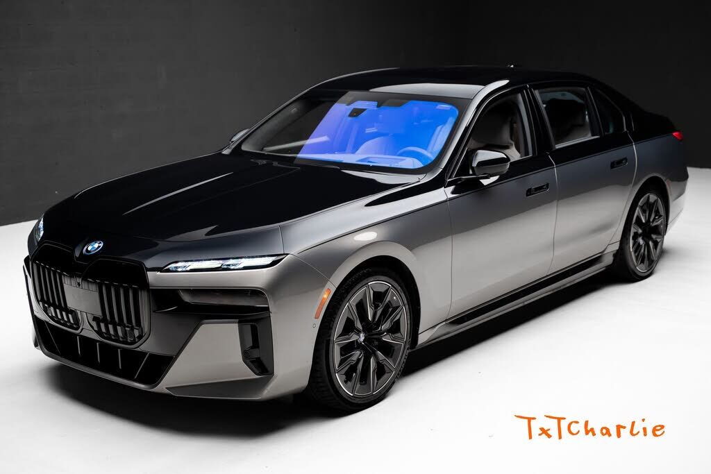 2023 BMW i7