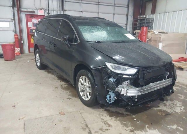 2022 CHRYSLER Pacifica