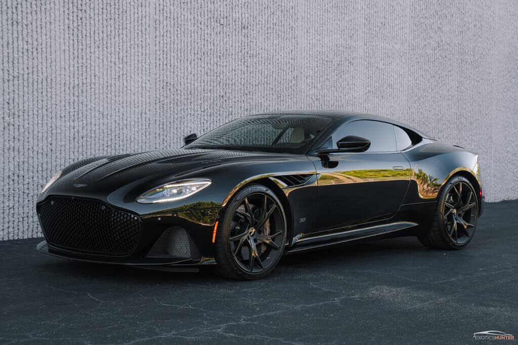 2019 ASTON MARTIN DBS