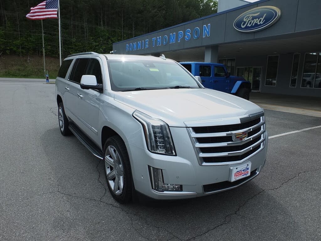 2020 CADILLAC Escalade ESV