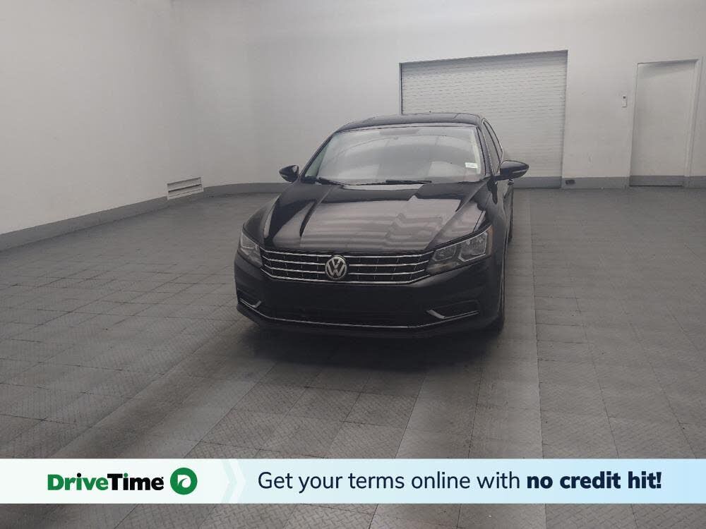 2018 VOLKSWAGEN Passat