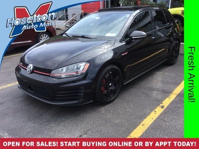 2017 VOLKSWAGEN Golf GTI