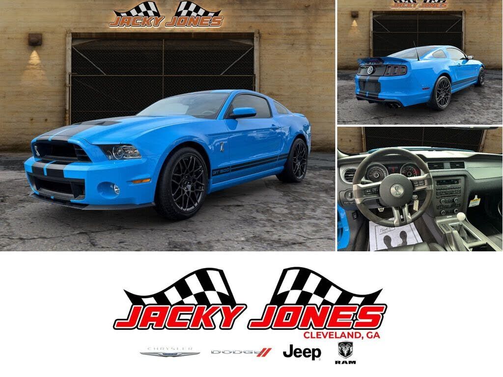 2013 FORD Mustang