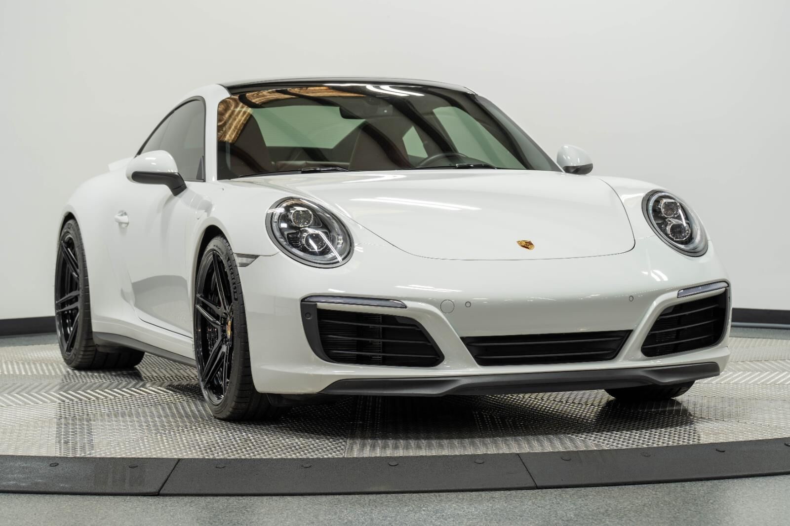 2018 PORSCHE 911