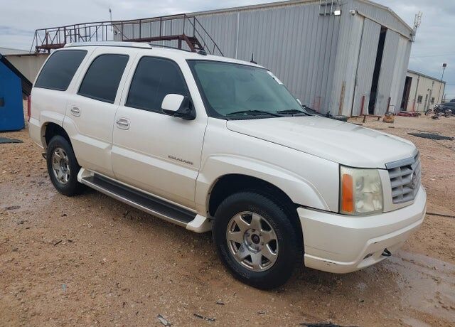 2004 CADILLAC Escalade