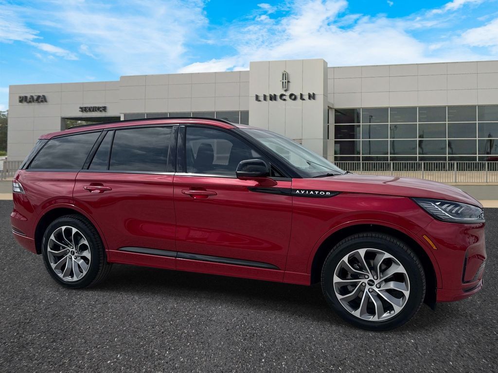 2026 LINCOLN Aviator