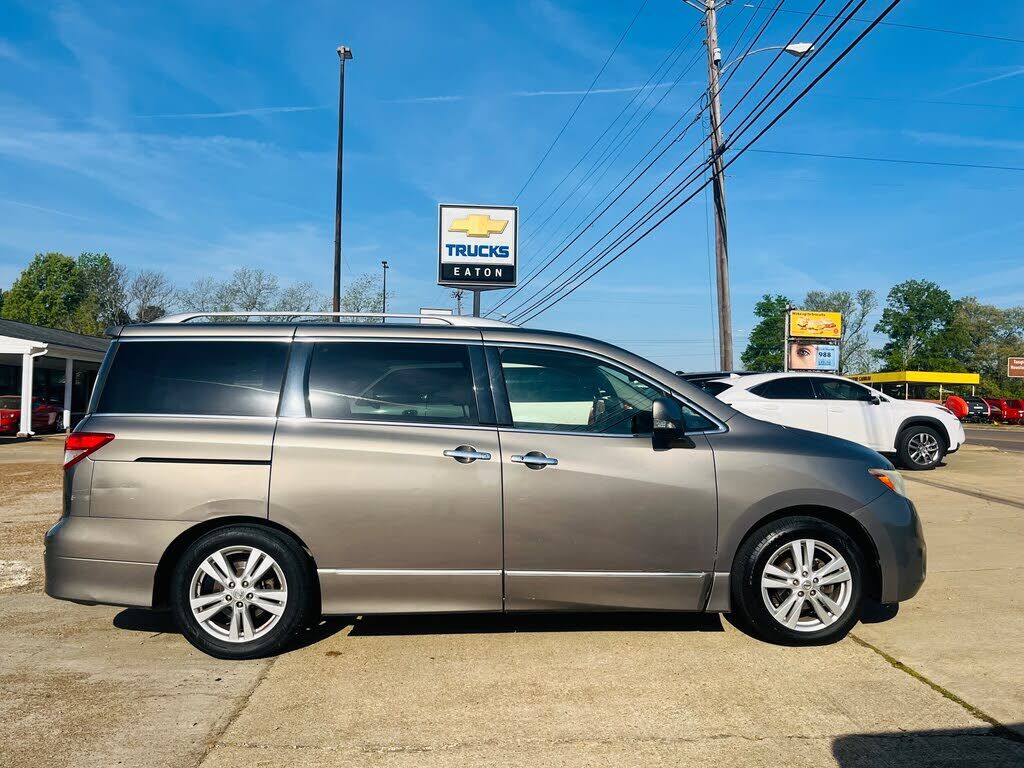 2014 NISSAN Quest
