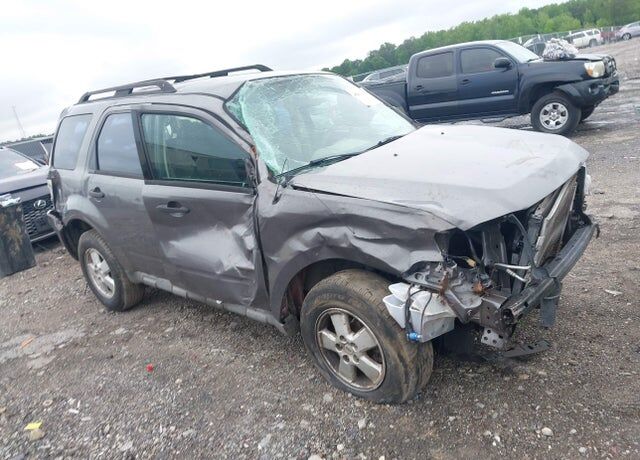 2009 FORD Escape