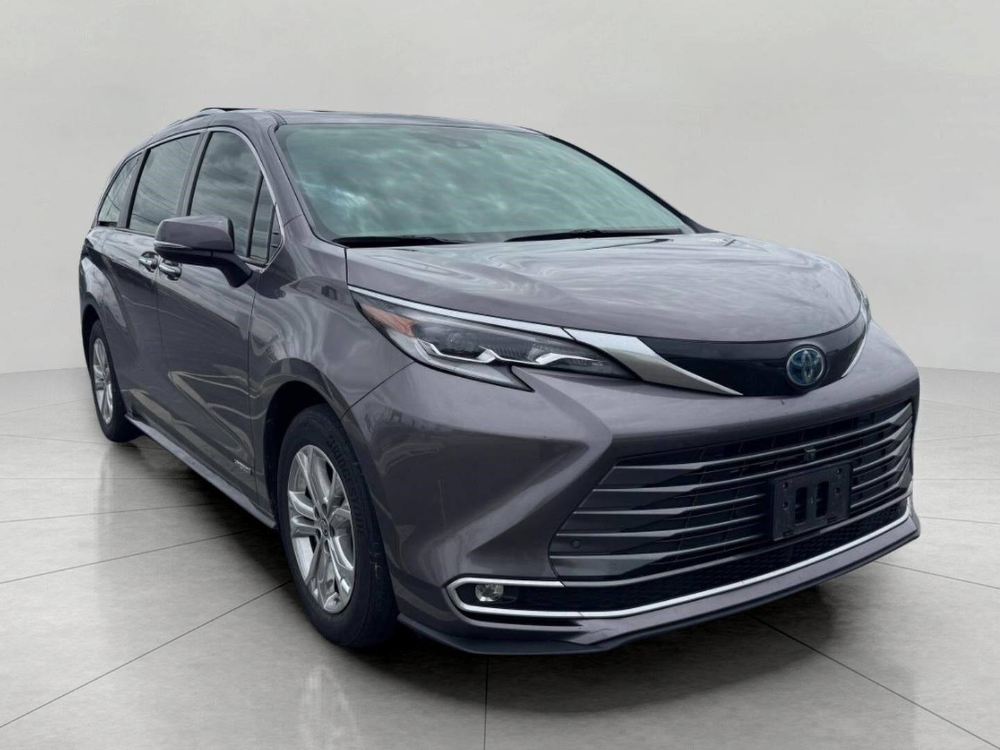 2021 TOYOTA Sienna