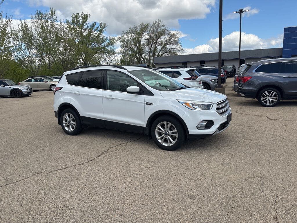 2018 FORD Escape
