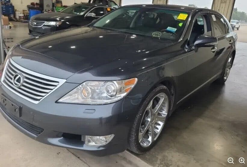 2010 LEXUS LS