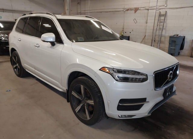 2018 VOLVO XC90