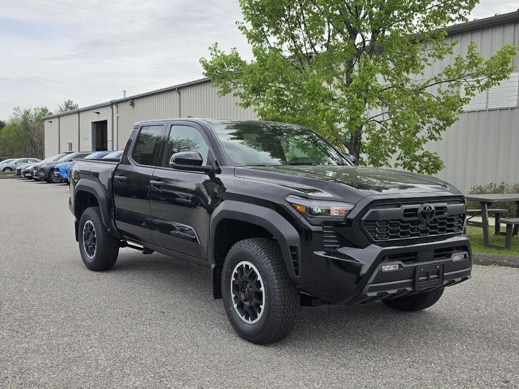 2026 TOYOTA Tacoma