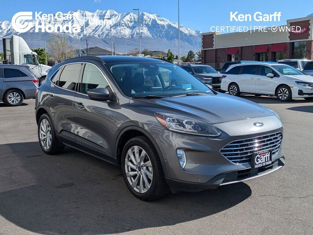 2021 FORD Escape
