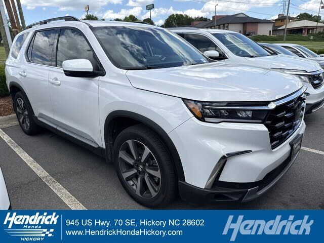 2023 HONDA Pilot