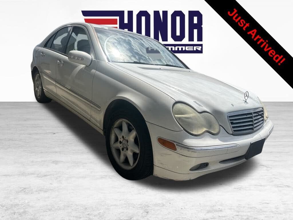 2004 MERCEDES-BENZ C-Class