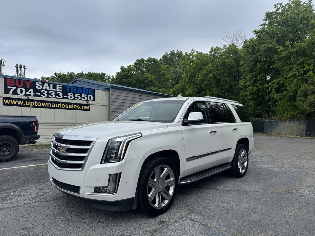 2017 CADILLAC Escalade