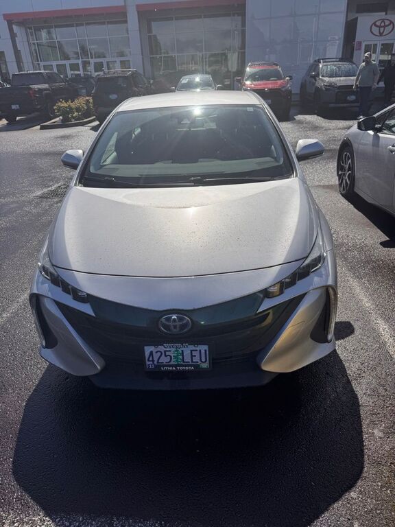 2018 TOYOTA Prius