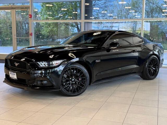 2017 FORD Mustang