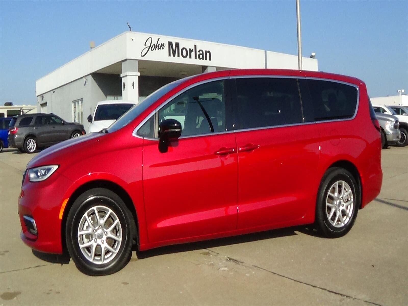 2025 CHRYSLER Pacifica
