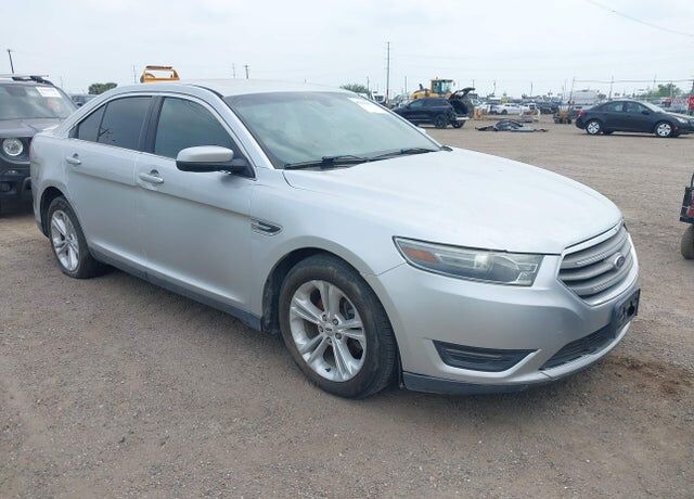 2013 FORD Taurus