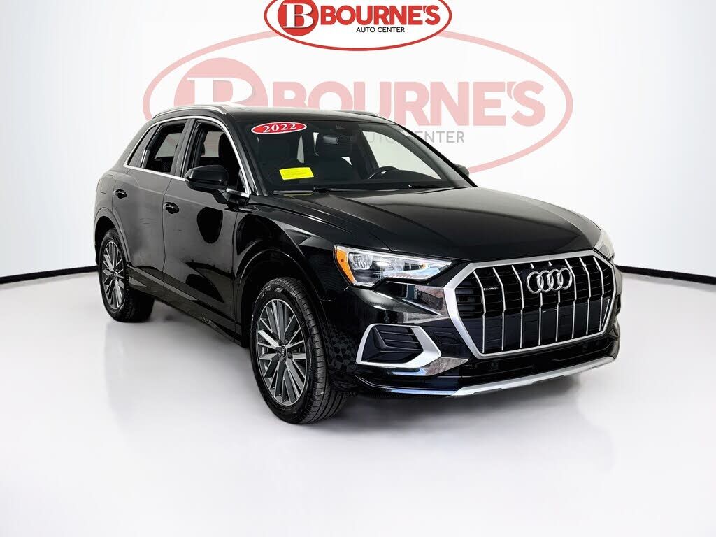 2022 AUDI Q3